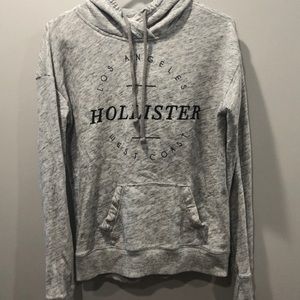 ⭐️Hollister pull over⭐️